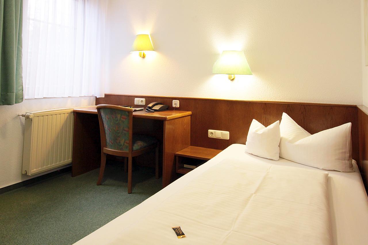 Hotel Promenadenhof Weissensee  ภายนอก รูปภาพ